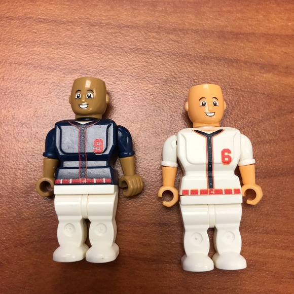 The Unbranded Brand Other - 2 Mini Lego Figures